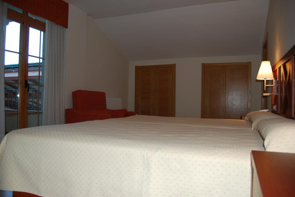 Castro De Sanabria Hotel Meleiros מראה חיצוני תמונה